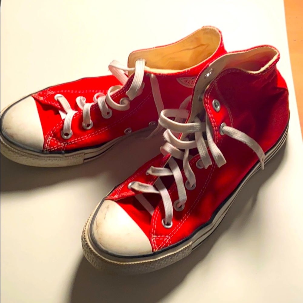 Red Converse